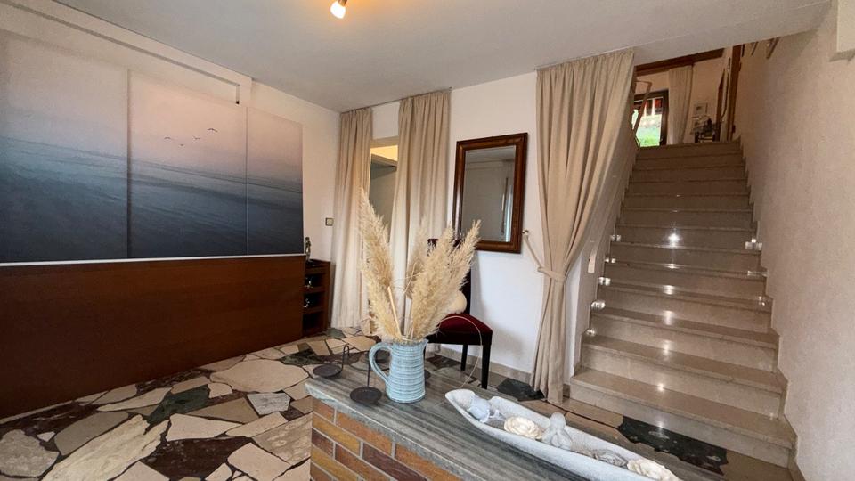 Einfamilienhaus Rockenberg - 6 Zimmer, 232 m&sup2;, 690.000&euro; | Angebot:24694580