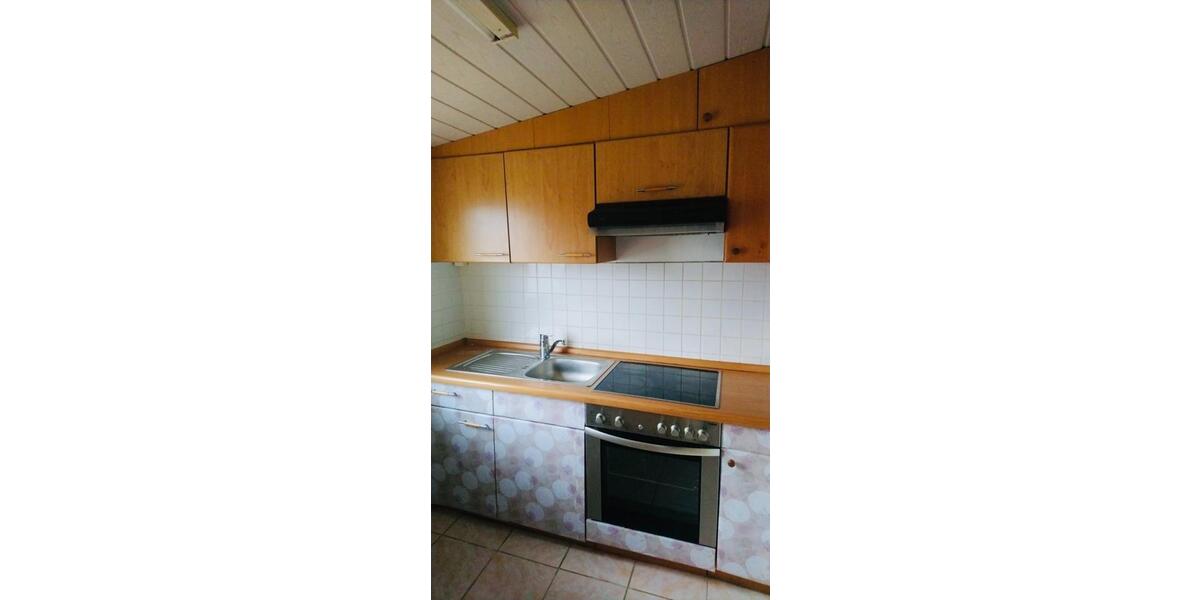 Einfamilienhaus Herborn - 7 Zimmer, 180 m&sup2;, 529.000&euro; | Angebot:23151171