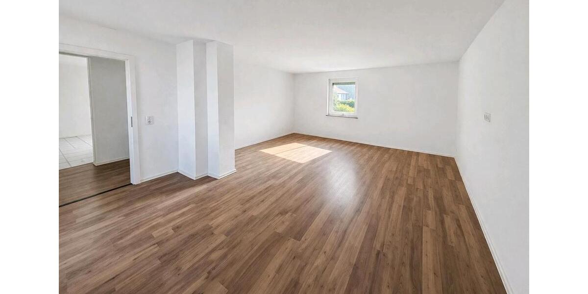 Einfamilienhaus Allendorf (Lumda) - 5.5 Zimmer, 150 m&sup2;, 1.300&euro; | Angebot:25872765