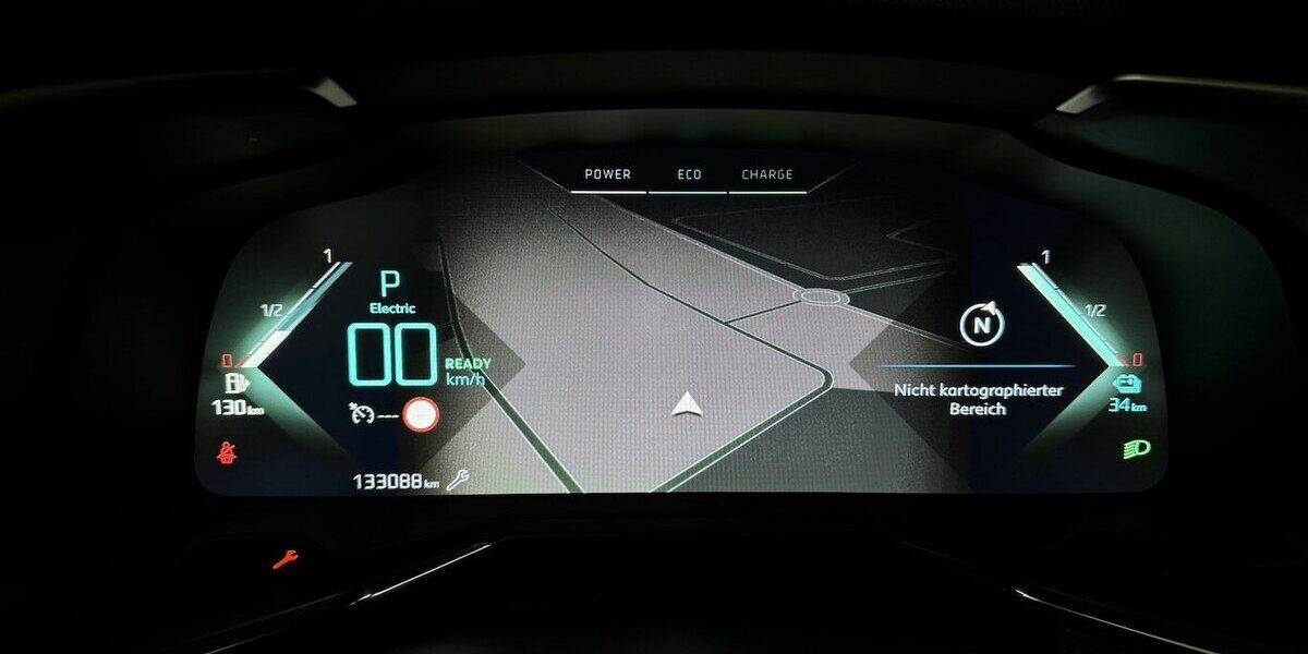 DS Automobiles DS7 Crossback 300 4x4 Performance Line 1.Hand 133.100 km 19.660 &euro; Lich 35423