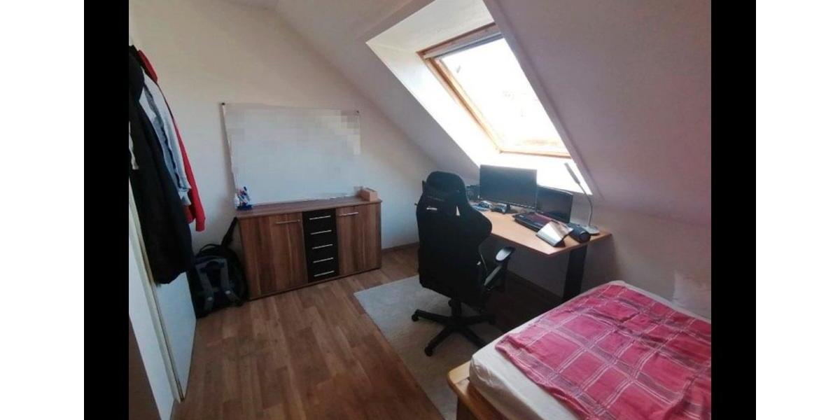 Dachgeschoßwohnung Bad Endbach - 3 Zimmer, 1.150&euro; | Angebot:22898501