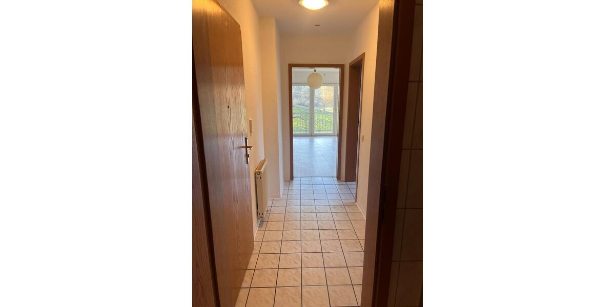 Dachgeschoßwohnung Marburg Marbach - 3 Zimmer, 56 m&sup2;, 195.000&euro; | Angebot:25406532