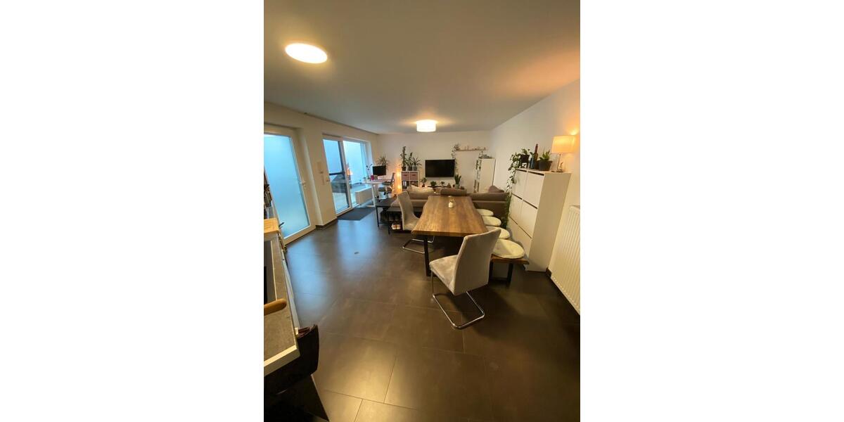 Etagenwohnung Gießen Wieseck - 2 Zimmer, 62 m&sup2;, 960&euro; | Angebot:25892409