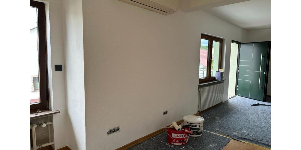 Etagenwohnung Ehringshausen - 3 Zimmer, 103 m&sup2;, 1.050&euro; | Angebot:25416527