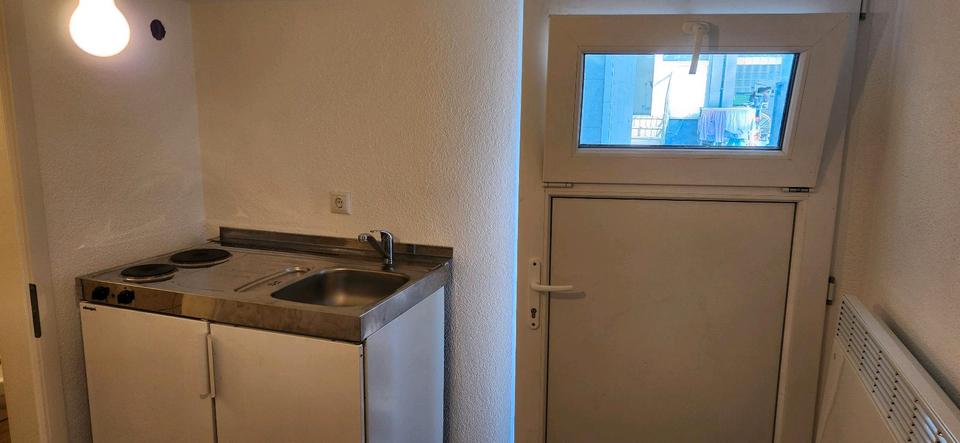 Etagenwohnung Gießen Allendorf - 1 Zimmer, 14 m&sup2;, 330&euro; | Angebot:26185897