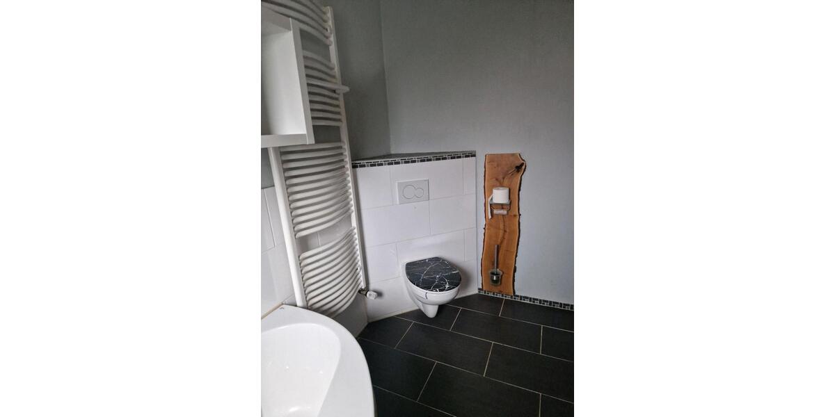 Einfamilienhaus Schöffengrund - 7 Zimmer, 176 m&sup2;, 260.000&euro; | Angebot:25852929