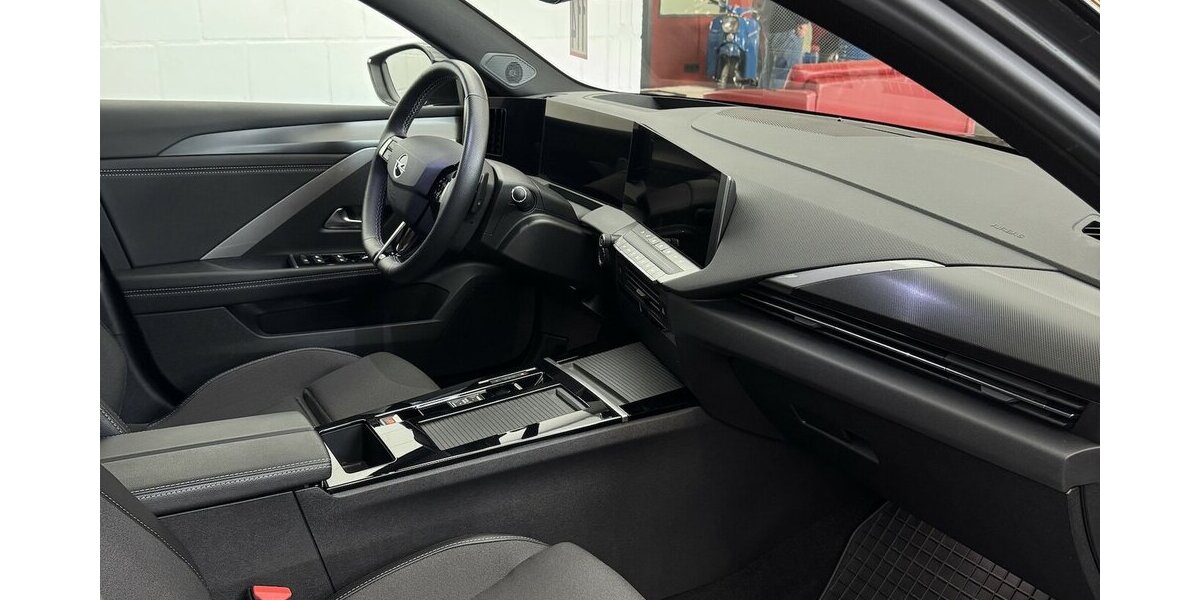 Opel Astra GS 130 Ultimate Full LED 360° Cam Panorama 40.200 km 22.390 &euro; Lich 35423