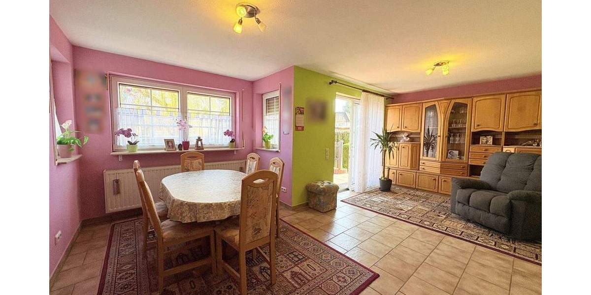 Einfamilienhaus Grünberg - 8 Zimmer, 162 m&sup2;, 499.900&euro; | Angebot:25689273