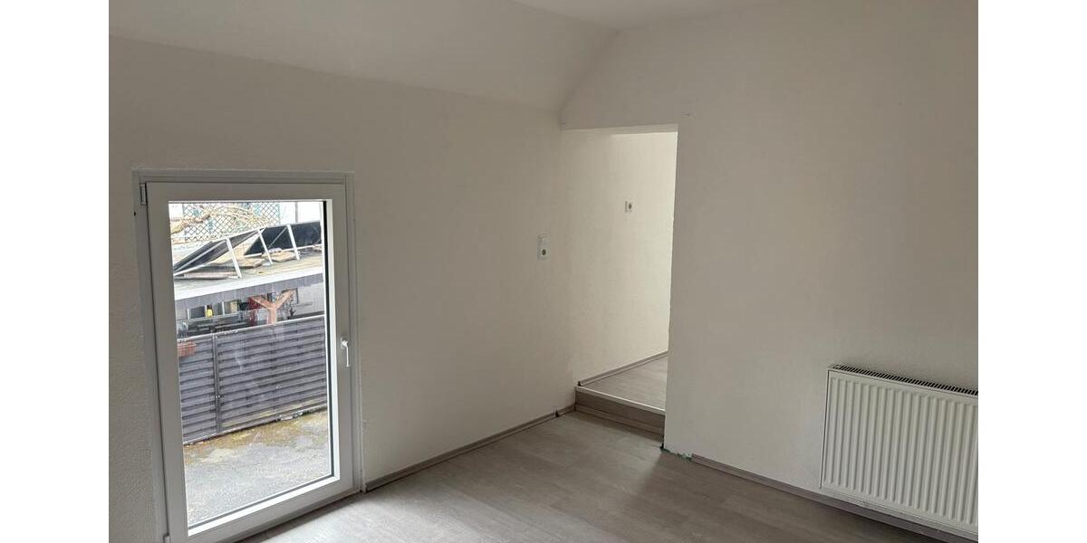 Erdgeschoßwohnung Wetzlar - 3 Zimmer, 80 m&sup2;, 850&euro; | Angebot:25945190