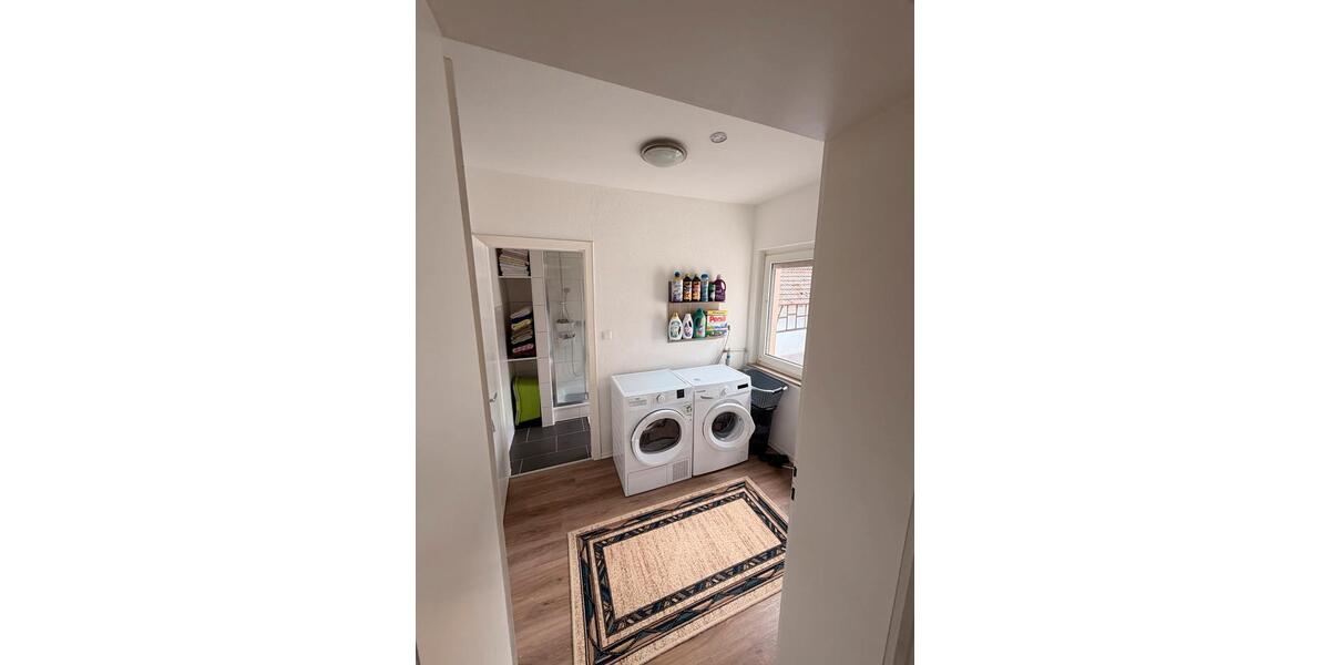 Etagenwohnung Pohlheim - 5 Zimmer, 120 m&sup2;, 1.400&euro; | Angebot:25945226