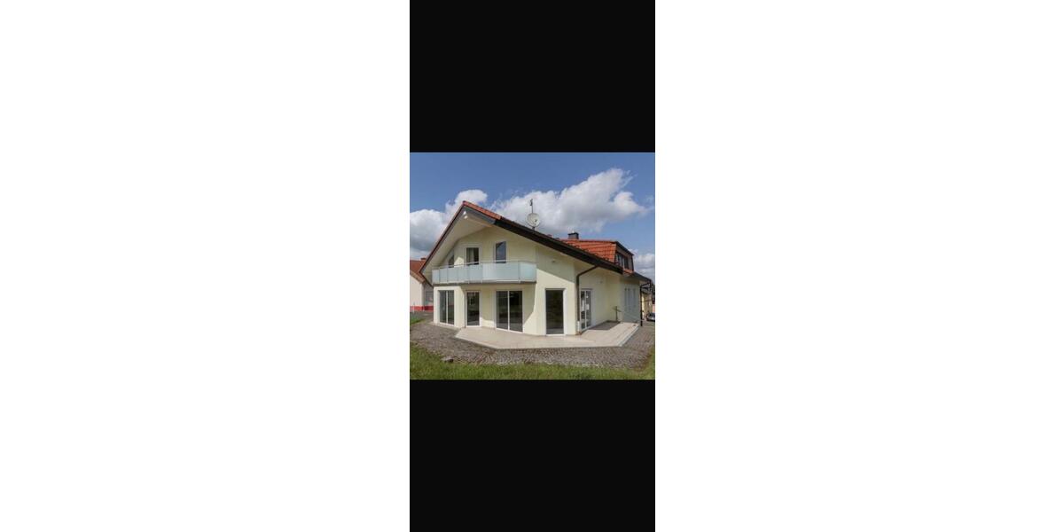 Dachgeschoßwohnung Buseck - 3 Zimmer, 100 m&sup2;, 1.200&euro; | Angebot:25894892