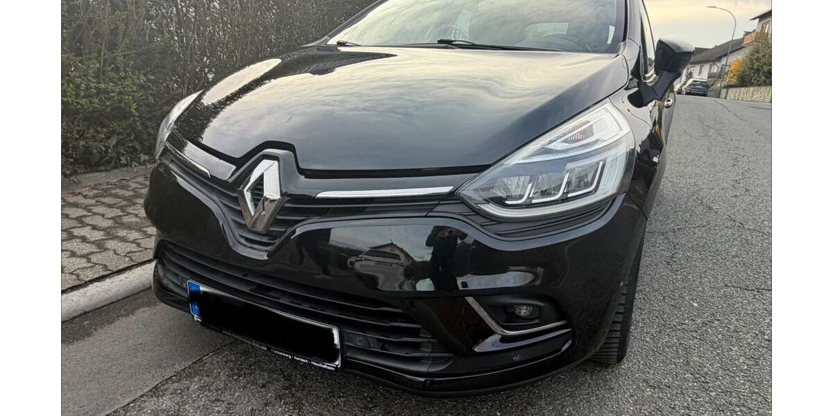 Renault Clio 93.000 km 8.500 &euro; Butzbach 35510