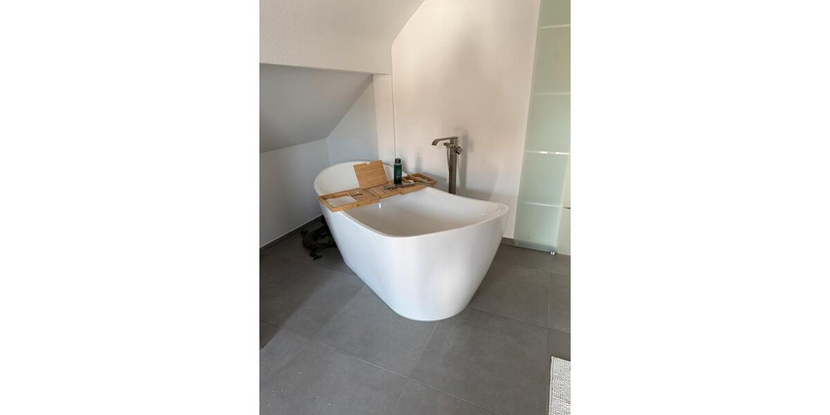 Einfamilienhaus Buseck - 7 Zimmer, 200 m&sup2;, 575.000&euro; | Angebot:25395702