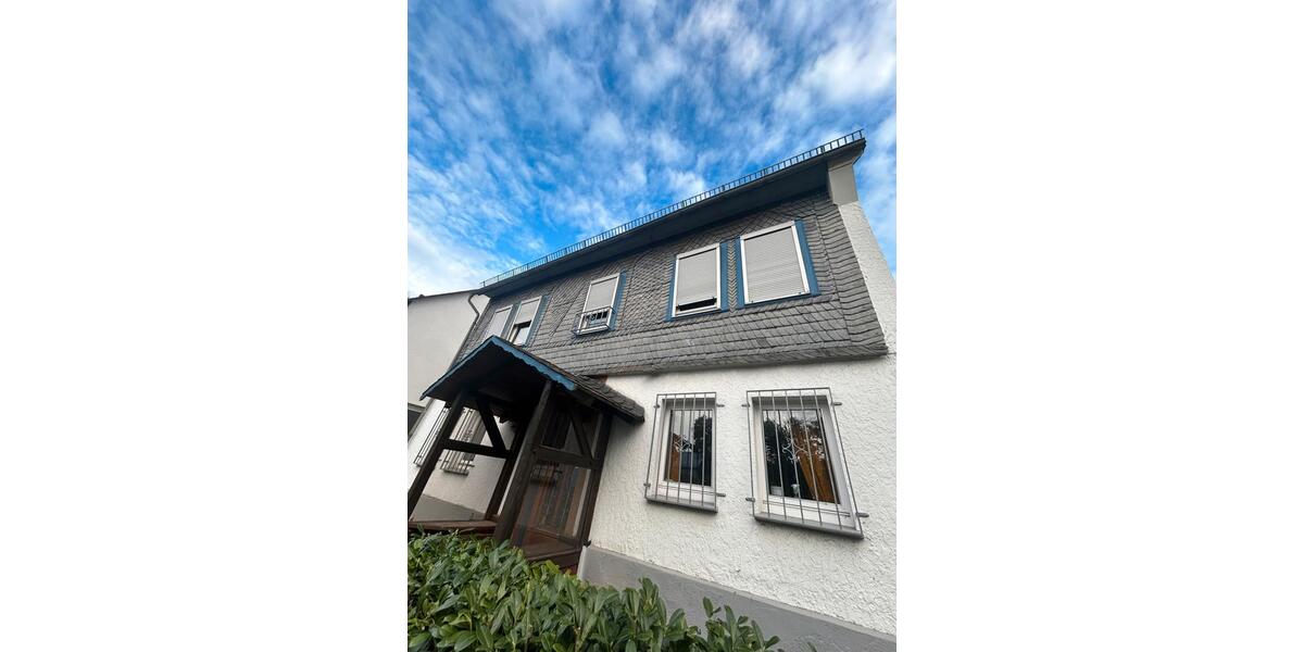 Einfamilienhaus Sinn - 7 Zimmer, 121 m&sup2;, 119.000&euro; | Angebot:25979739