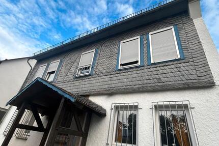 Haus Sinn - 7 Zimmer, 121 m&sup2;, 119.000&euro; | Angebot:25979739