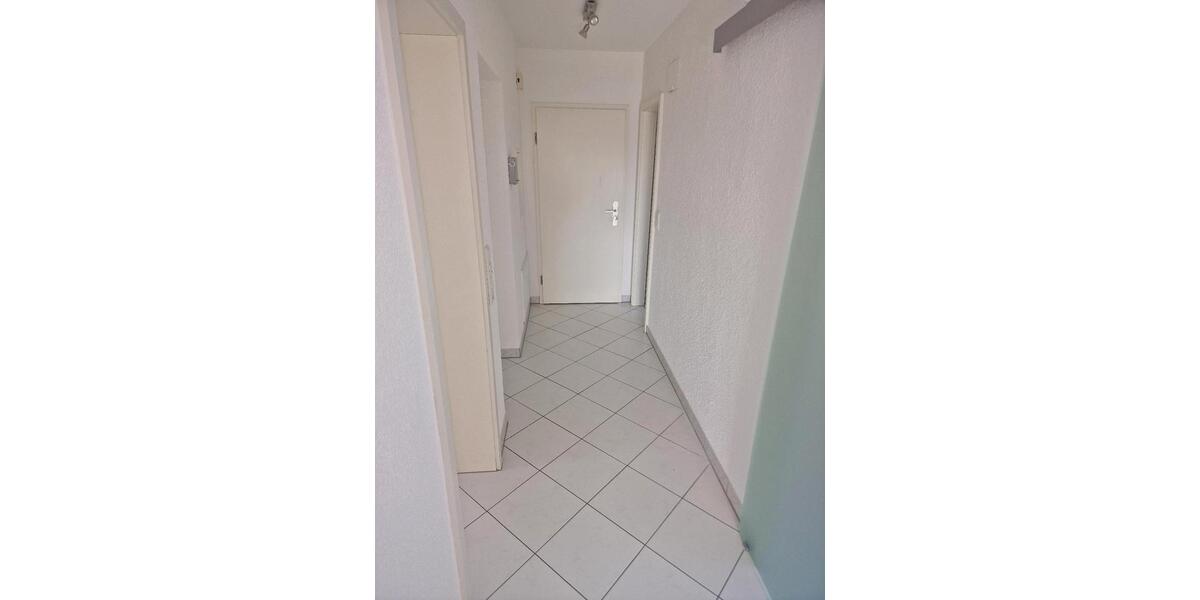 Dachgeschoßwohnung Wölfersheim - 1 Zimmer, 65 m&sup2;, 750&euro; | Angebot:25475951