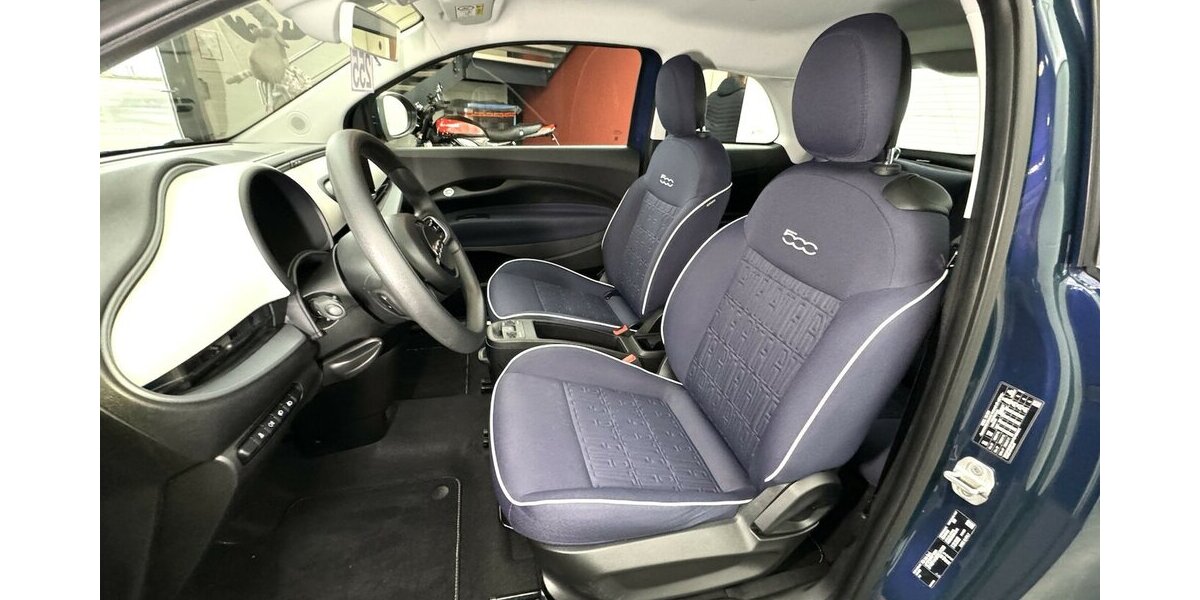 Fiat 500e Action Carplay Android Automatik 1.Hand 25.950 km 13.440 &euro; Lich 35423