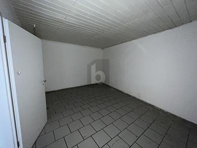 HANDWERKERPERLE MIT POTENZIAL ZUM KLEINEN PREIS - Mehrfamilienhaus, Wohnhaus Solms | Angebot:26029708