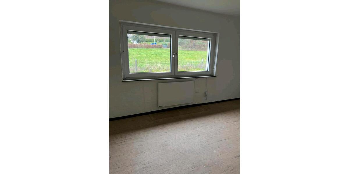 Etagenwohnung Marburg - 3 Zimmer, 90 m&sup2;, 800&euro; | Angebot:25650724