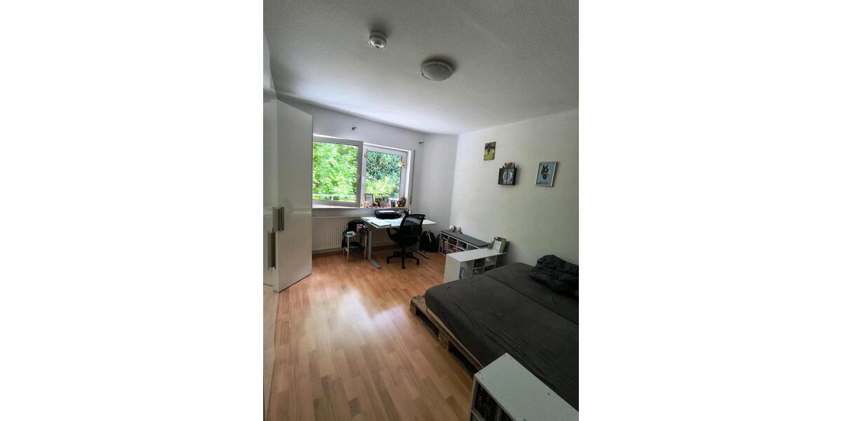 Etagenwohnung Marburg Biegenviertel - 3 Zimmer, 82 m&sup2;, 500&euro; | Angebot:26484174