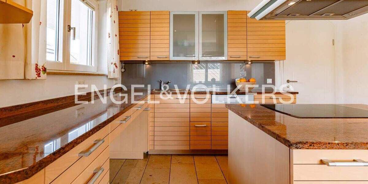 Einfamilienhaus Usingen - 8 Zimmer, 325 m&sup2;, 1.298.000&euro; | Angebot:25676871
