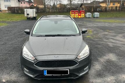 Ford Focus 234.000 km 5.200 &euro; Hungen 35410
