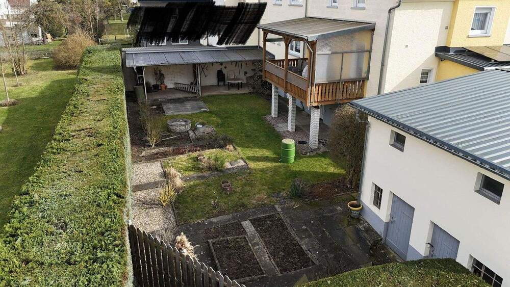 Mehrfamilienhaus, Wohnhaus Lollar - 8 Zimmer, 246 m&sup2;, 550.000&euro; | Angebot:25659213