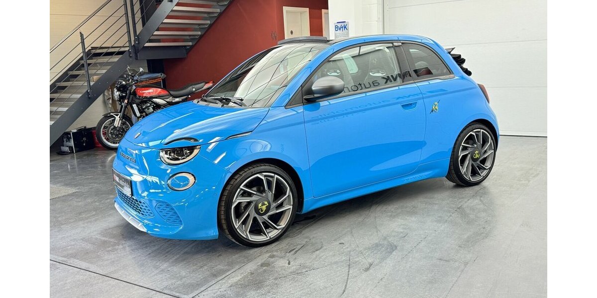 Abarth 500C -e Cabrio Scorpionissima TURISMO 42 kWh 23.700 km 26.620 &euro; Lich 35423