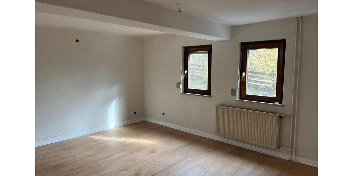 Einfamilienhaus Braunfels - 7 Zimmer, 140 m&sup2;, 1.000&euro; | Angebot:25088036