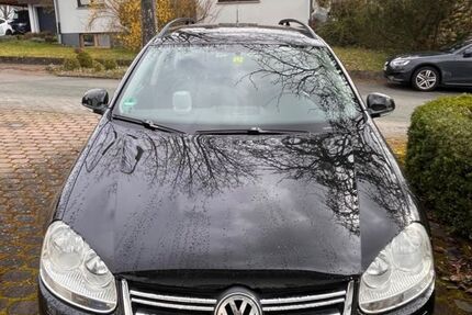 VW Golf 380.000 km 1.999 &euro; Aßlar 35614