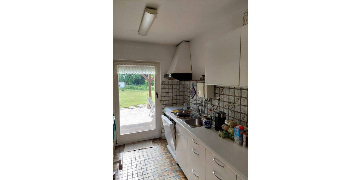 Einfamilienhaus Marburg-Schröck Schröck - 8 Zimmer, 180 m&sup2;, 480.000&euro; | Angebot:25823311