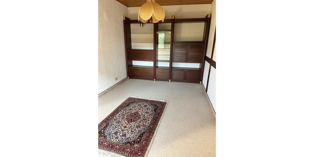 Einfamilienhaus Sinn - 7 Zimmer, 121 m&sup2;, 119.000&euro; | Angebot:25979739