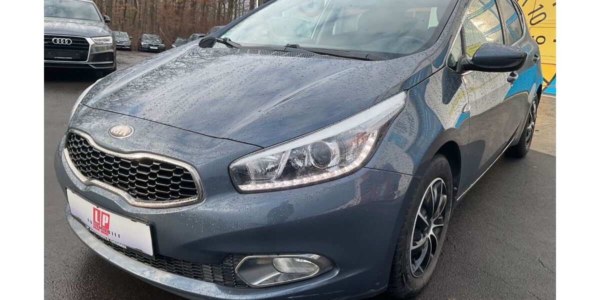 Kia ceed / Ceed 69.370 km 6.490 &euro; Giessen 35394