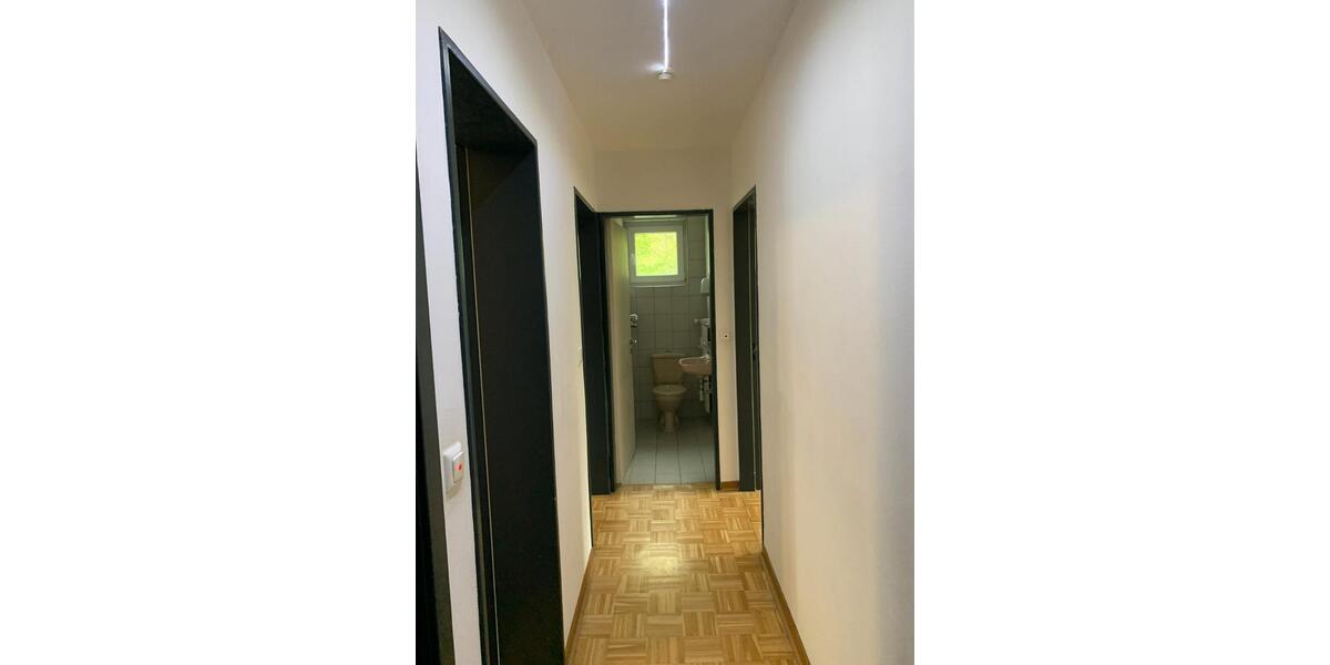 Erdgeschoßwohnung Gießen Allendorf - 5 Zimmer, 110 m&sup2;, 1.200&euro; | Angebot:26598390