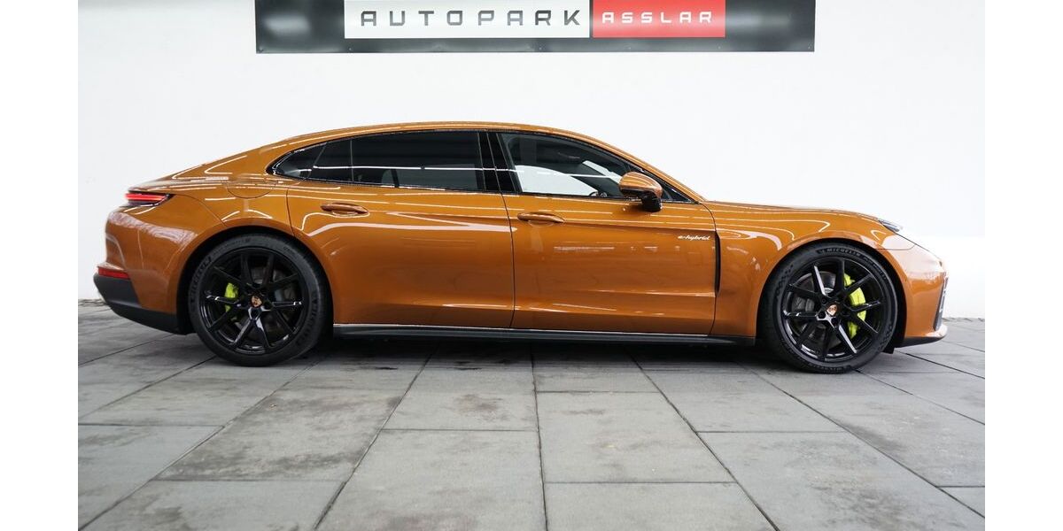 Porsche Panamera 31.900 km 111.880 &euro; Asslar 35614