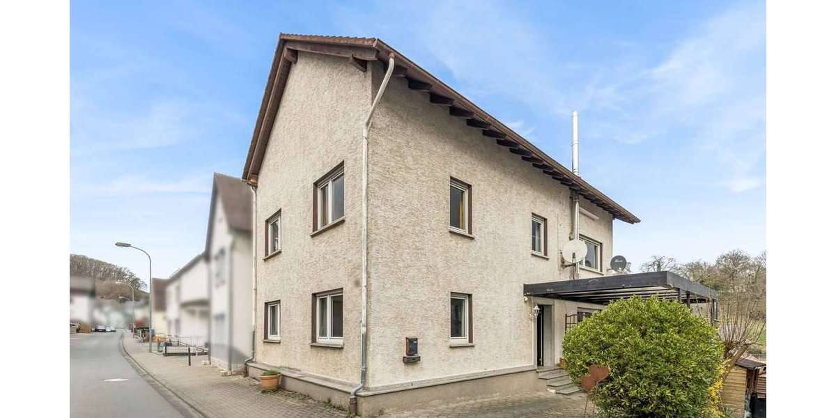 Einfamilienhaus Aßlar-Klein-Altenstädten Altenstädten - 7 Zimmer, 195 m&sup2;, 189.000&euro; | Angebot:26101270