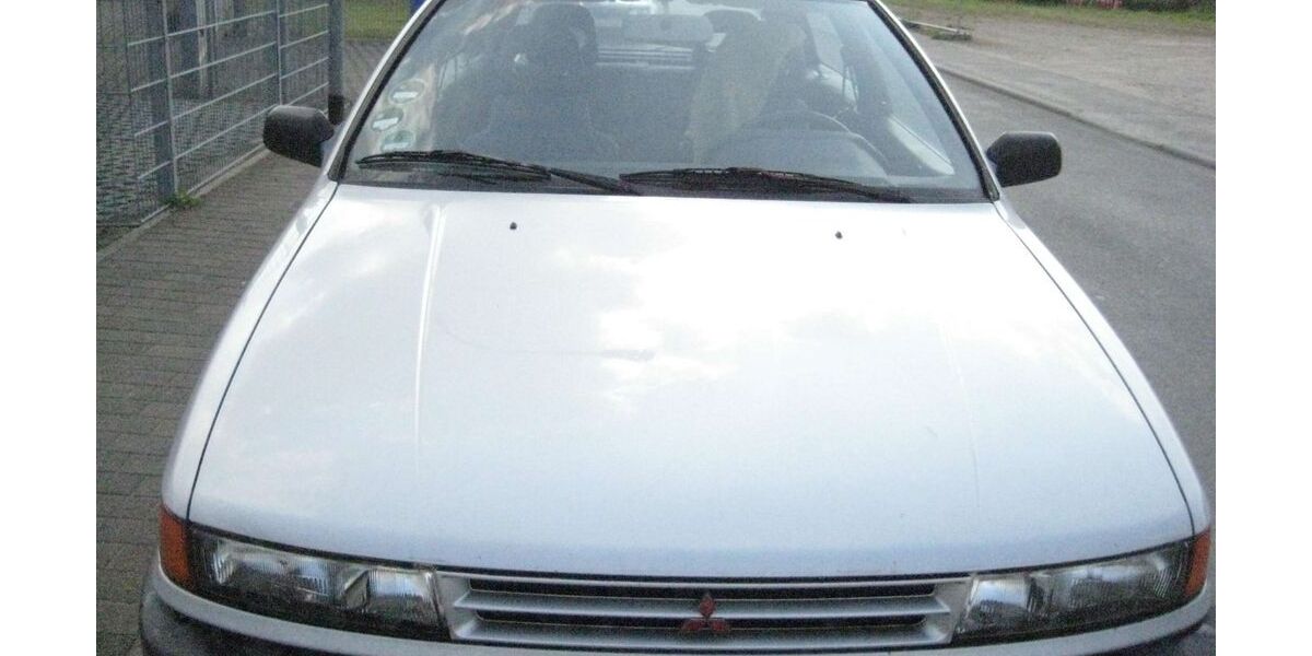 Mitsubishi Colt 106.000 km 1.800 &euro; Staufenberg 35460