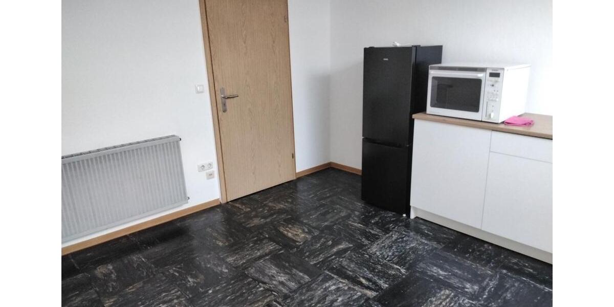 Dachgeschoßwohnung Gießen Allendorf - 1 Zimmer, 22 m&sup2;, 140&euro; | Angebot:26478413
