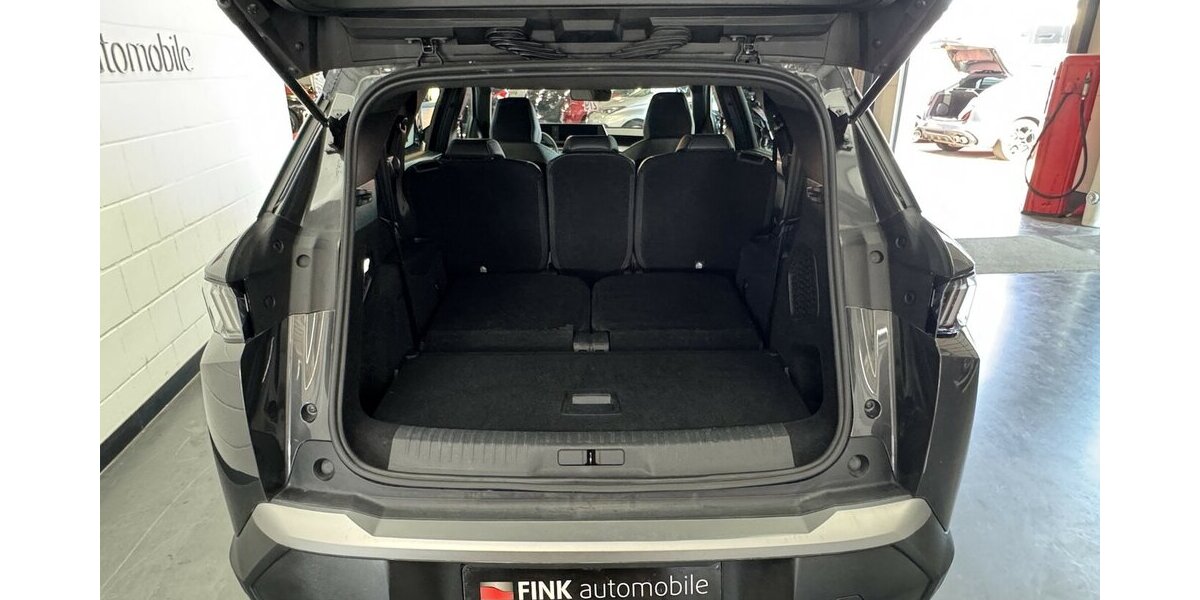Peugeot 5008 145 Mild Hybrid Allure7 Sitzer LED CAM 30.800 km 27.320 &euro; Lich 35423