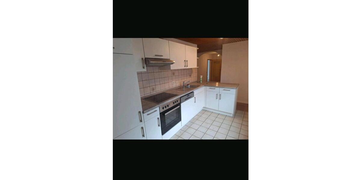Etagenwohnung Lohra - 5 Zimmer, 102 m&sup2;, 850&euro; | Angebot:26459856