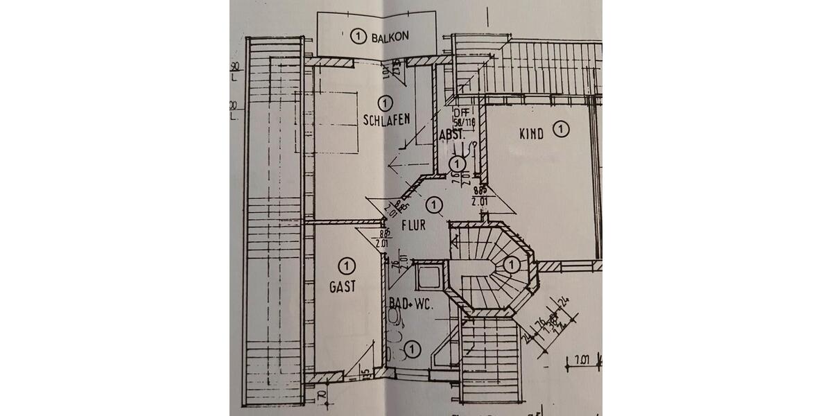 Etagenwohnung Gladenbach - 4 Zimmer, 135 m&sup2;, 1.300&euro; | Angebot:25329546