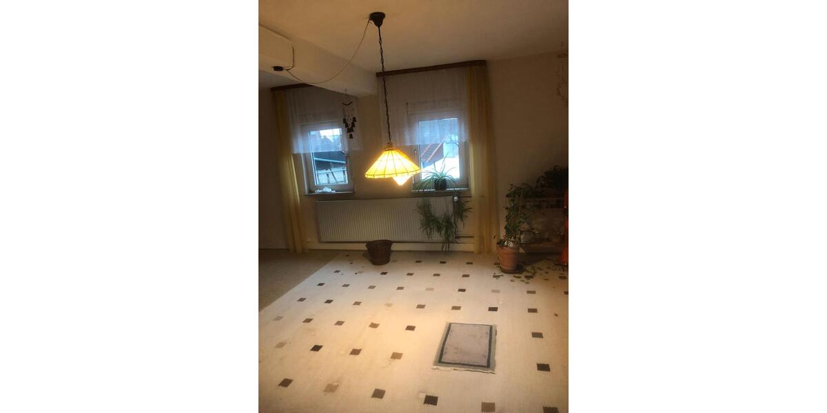 Bauernhaus, Landhaus Butzbach - 6 Zimmer, 125 m&sup2;, 199.000&euro; | Angebot:26041747