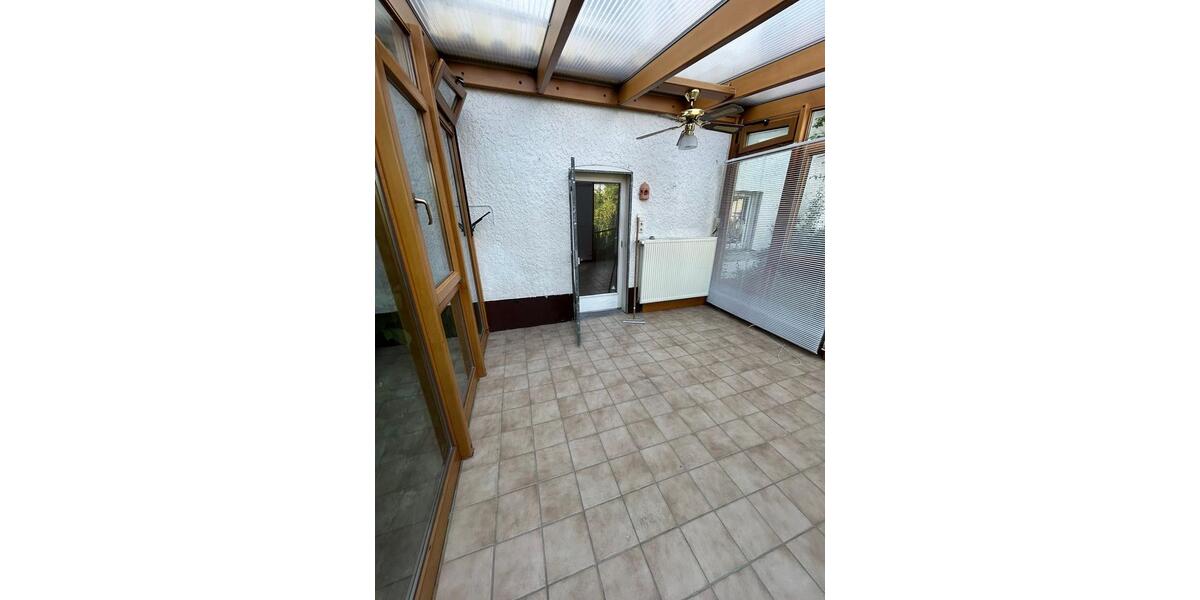 Einfamilienhaus Sinn - 7 Zimmer, 121 m&sup2;, 119.000&euro; | Angebot:25979739