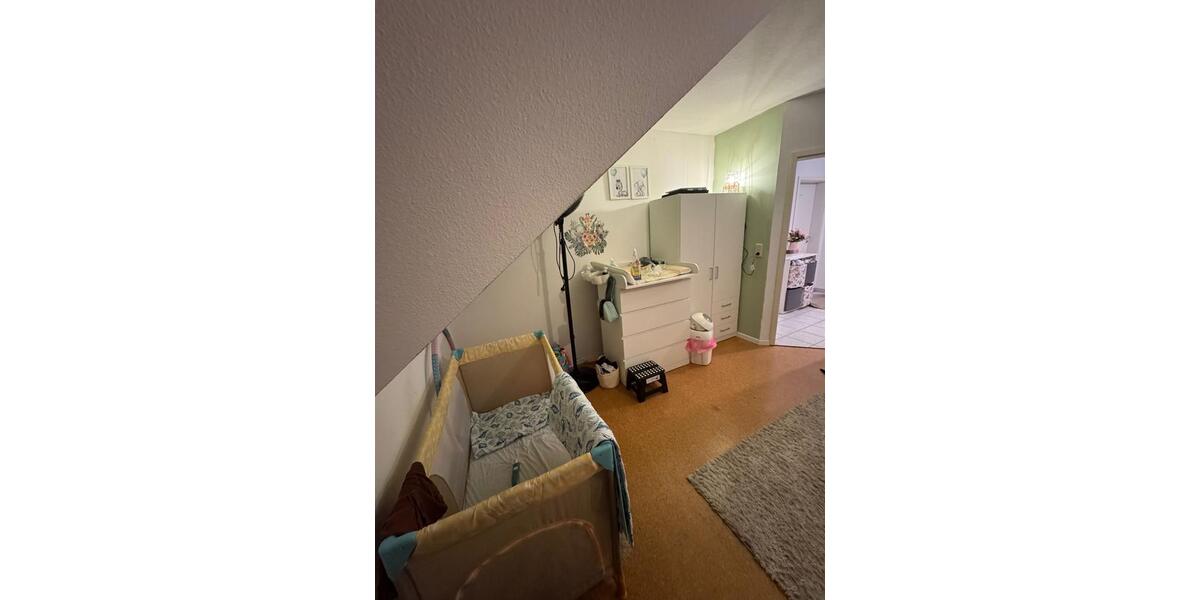 Dachgeschoßwohnung Lollar - 3 Zimmer, 1.150&euro; | Angebot:22897257