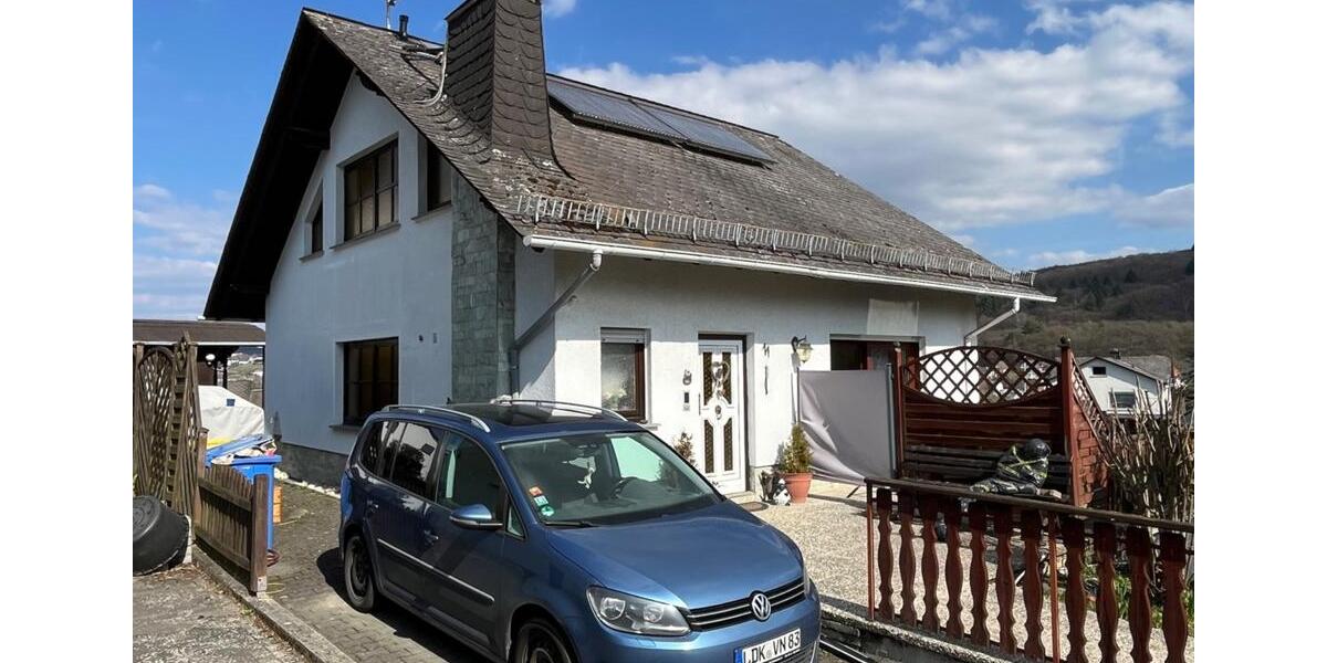 Einfamilienhaus Sinn - 5.5 Zimmer, 166 m&sup2;, 319.000&euro; | Angebot:25918560