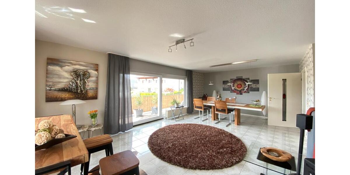 Etagenwohnung Buseck - 6 Zimmer, 208 m&sup2;, 1.200&euro; | Angebot:25919020