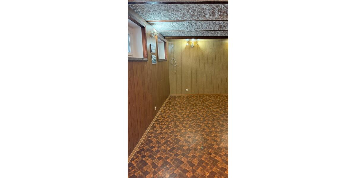 Etagenwohnung Ehringshausen - 1 Zimmer, 35 m&sup2;, 450&euro; | Angebot:26616318