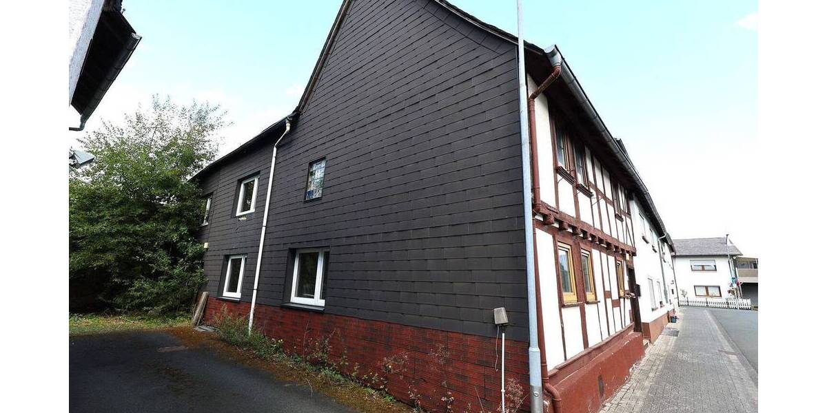 Einfamilienhaus Greifenstein - 7 Zimmer, 168 m&sup2;, 69.000&euro; | Angebot:25851158